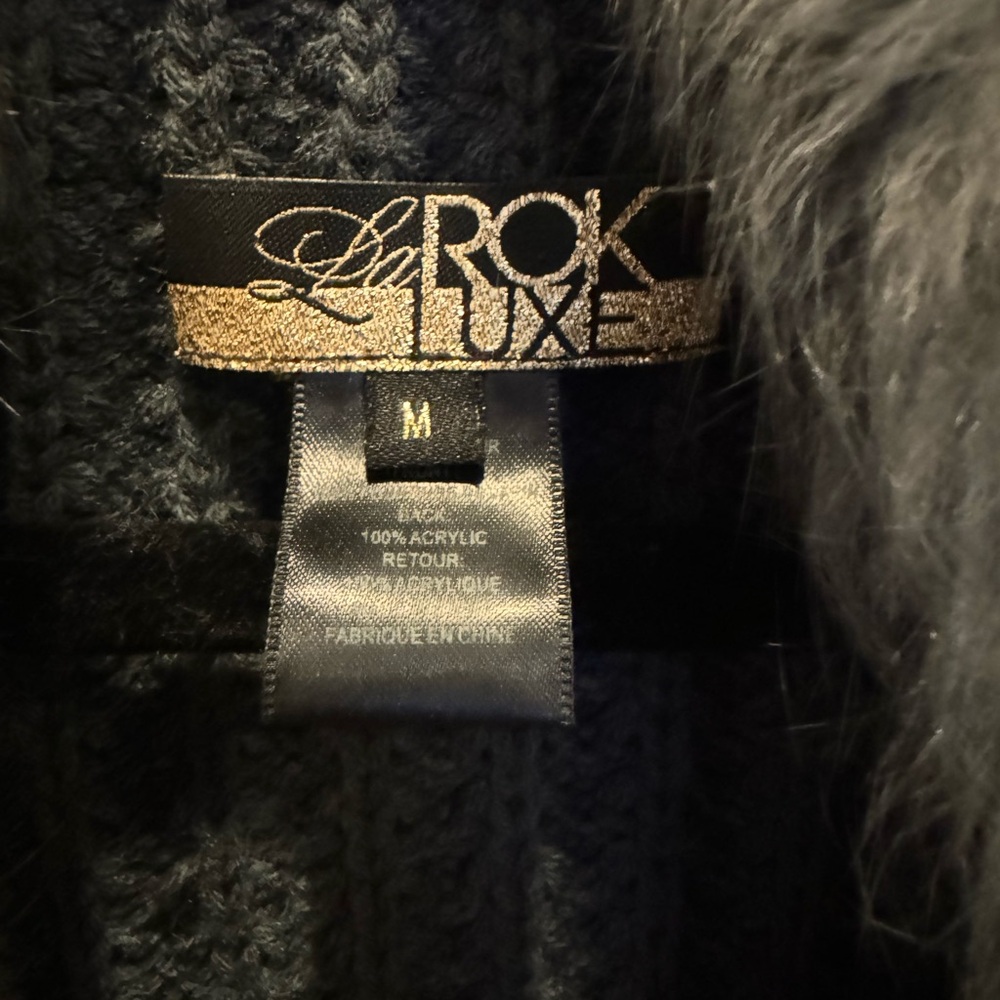 LAROK LUXE Rabbit Fur Vest Medium - Picture 8 of 9